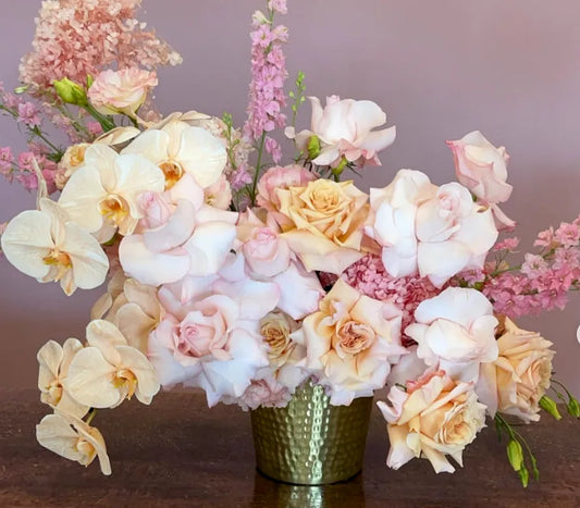 PRETTY BLOOMS BOUQUET